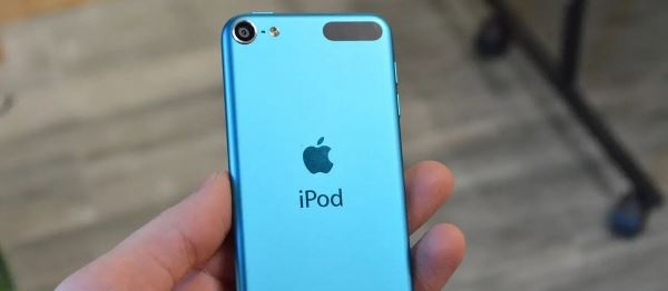 <br />
        Apple прекращает производство легендарного устройства — и это не iPhone<br />
      