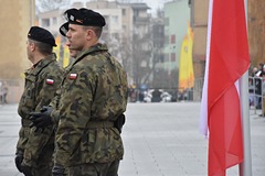В Польше заявили об отправке военных на Украину