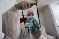 Иммунолог рассказал о новом всплеске заболеваемости коронавирусом в России